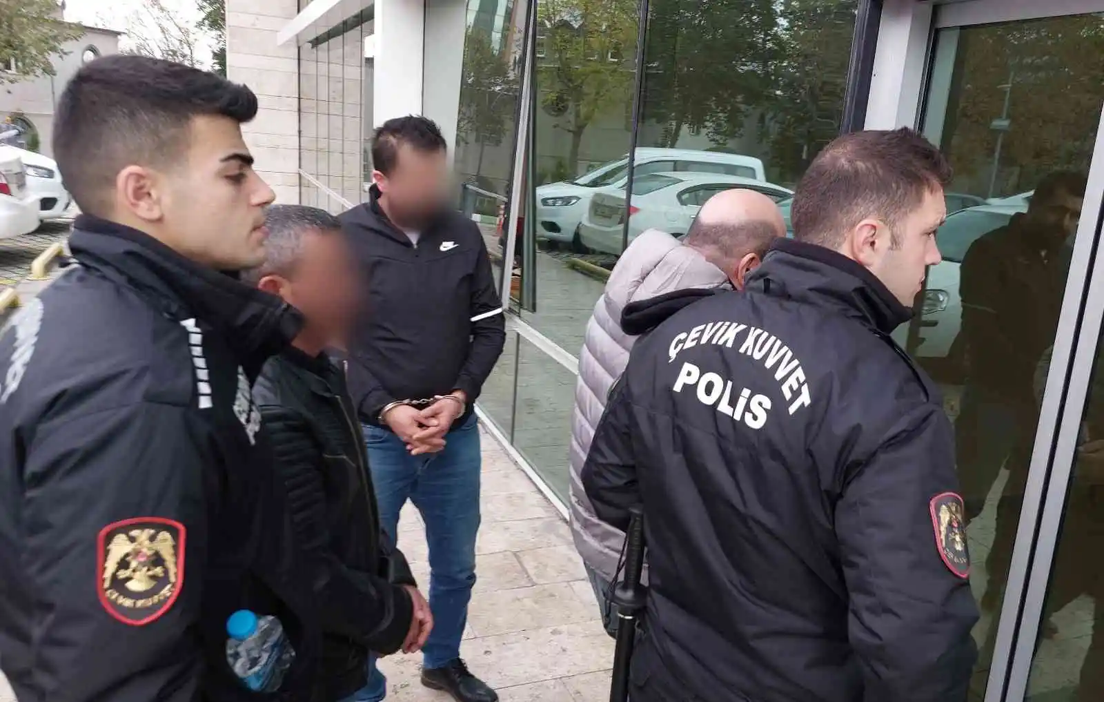 Samsun'da uyuşturucu ticaretinden 4 kişi tutuklandı