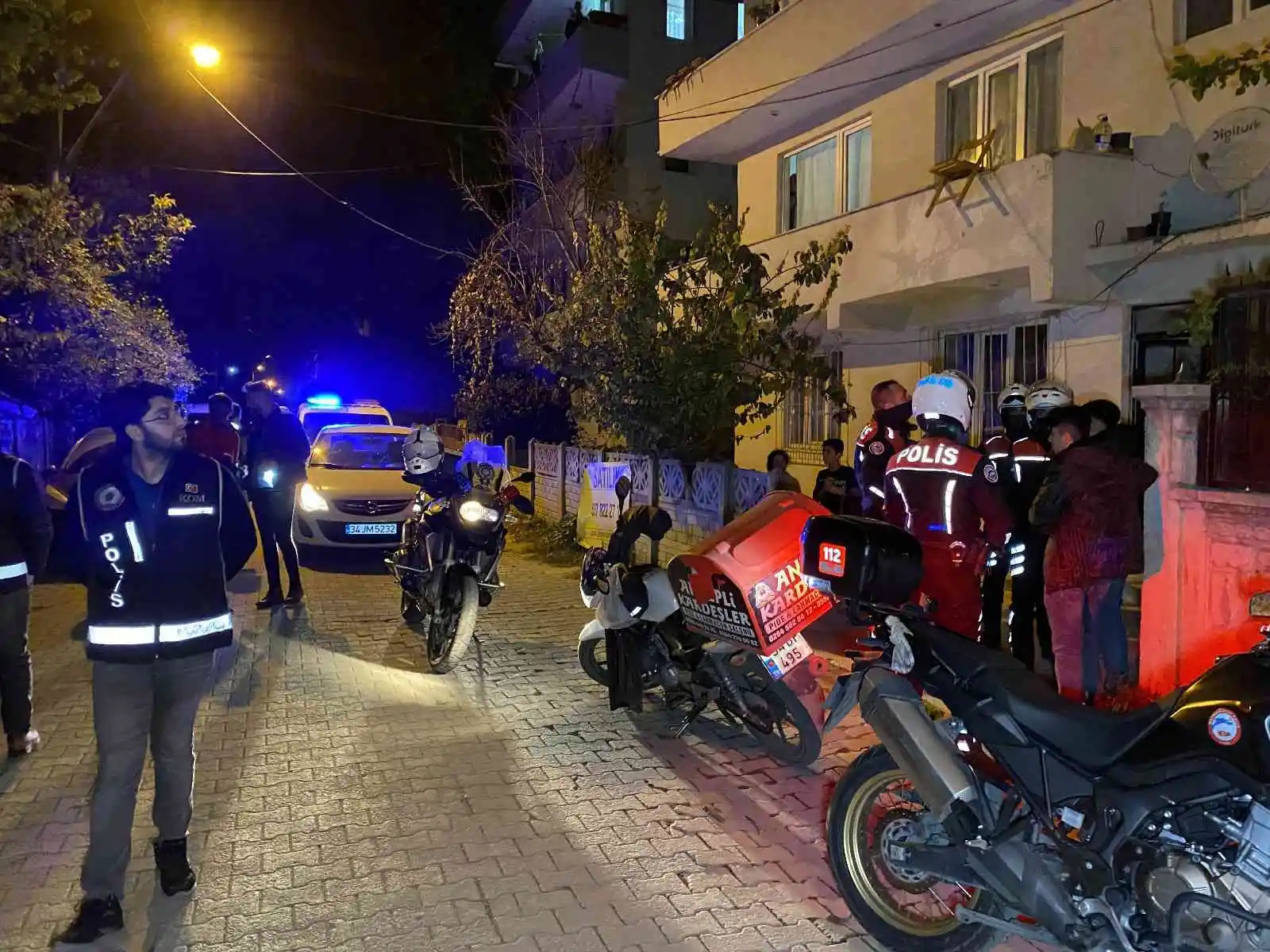 Şehrin dört bir yanındaki metruk binalara baskın
