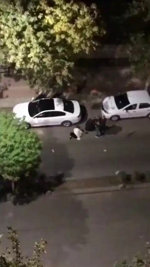 Siirt’te yol ortasında kadına şiddet kamerada
