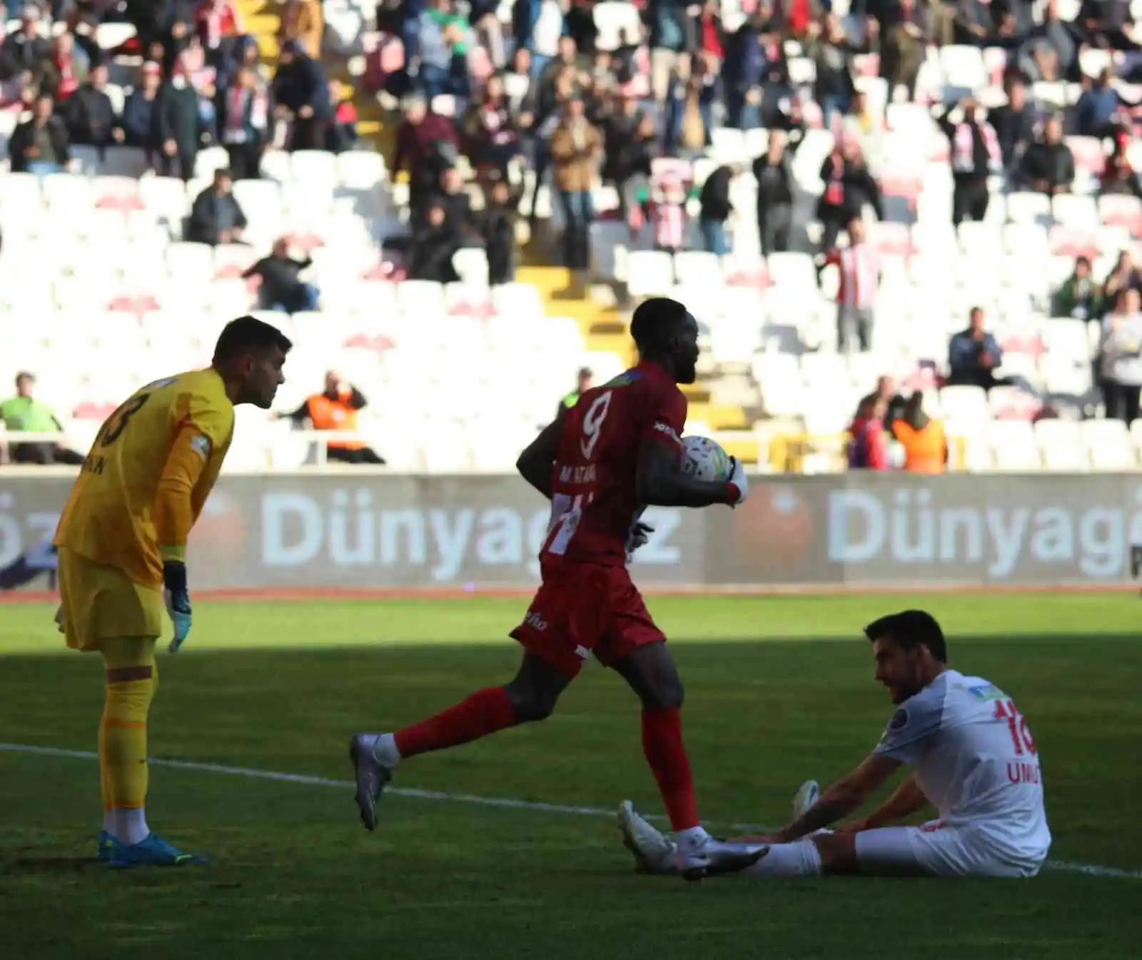 Sivasspor'da Yatabare gol sayısını 5'e çıkardı