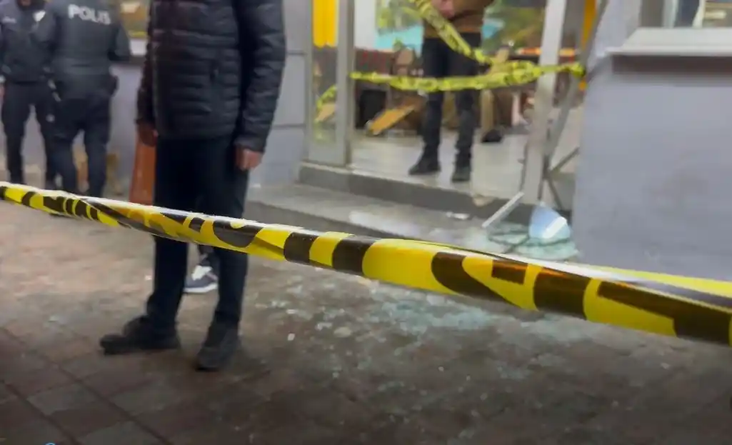 Siverek’te silahlı kavga: 1’i ağır 2 yaralı