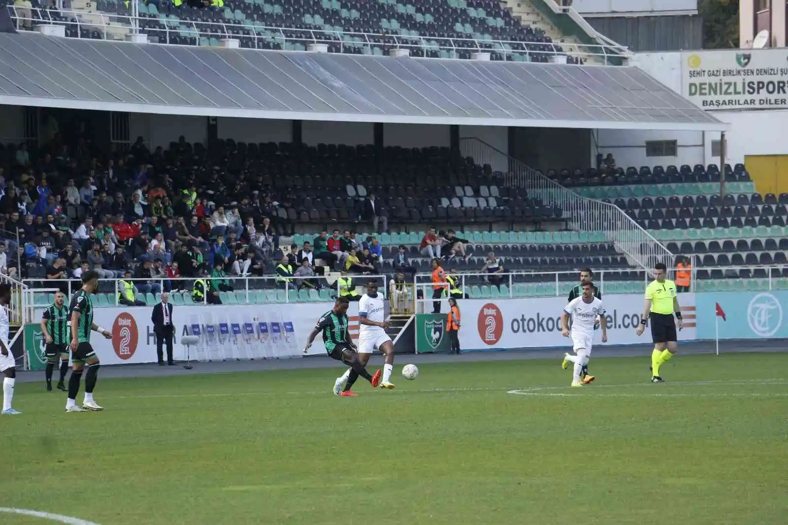 Spor Toto 1. Lig: Denizlispor: 4 - Tuzlaspor: 3
