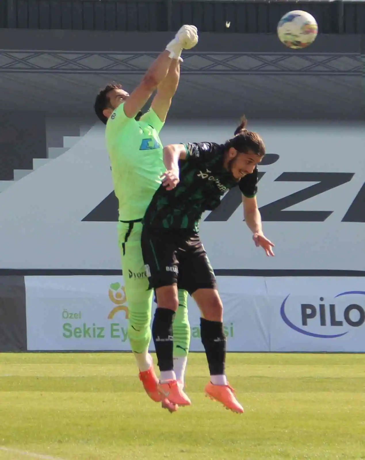 Spor Toto 1. Lig: Manisa FK: 2 - Sakaryaspor: 1