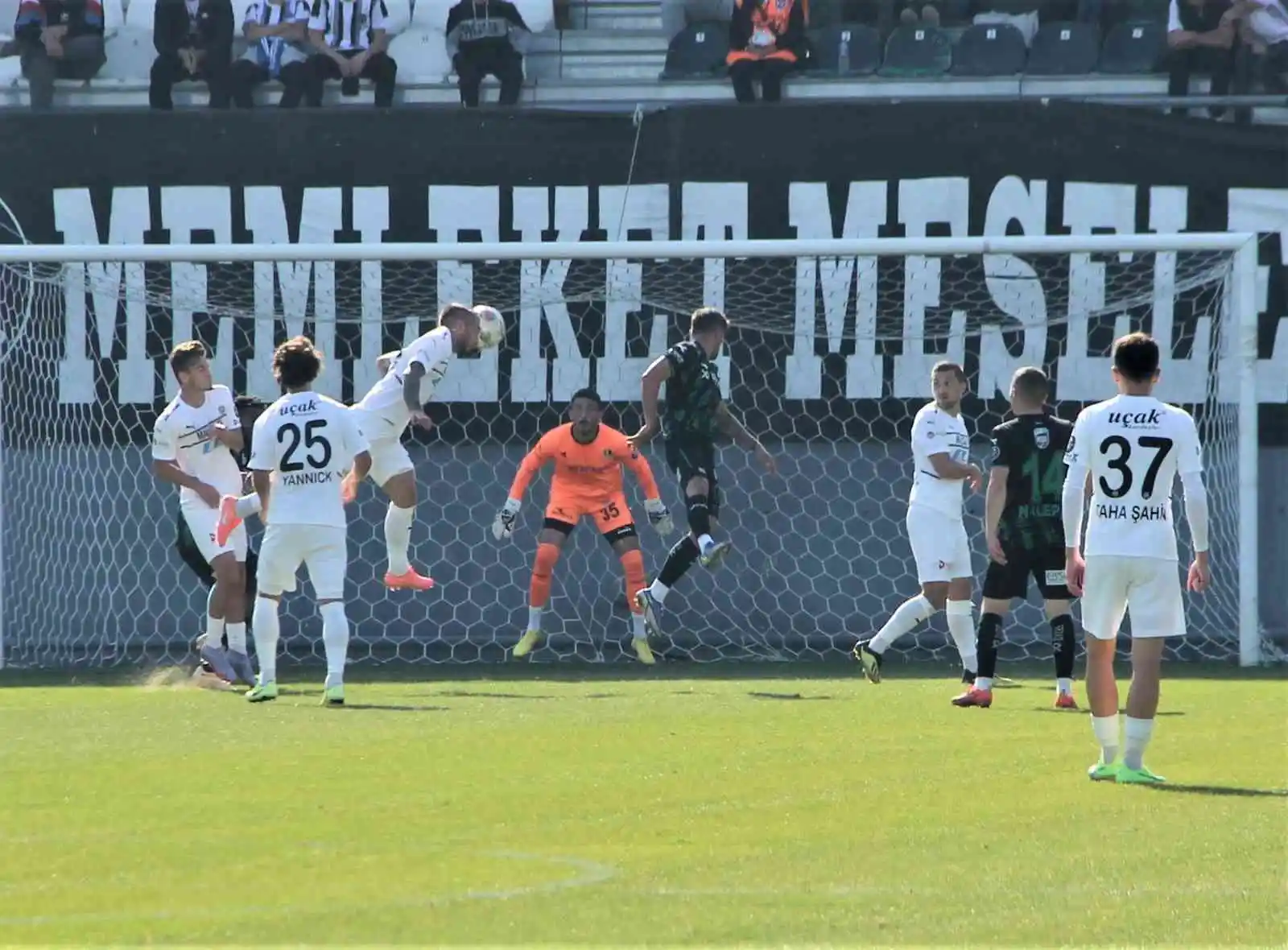 Spor Toto 1. Lig: Manisa FK: 2 - Sakaryaspor: 1