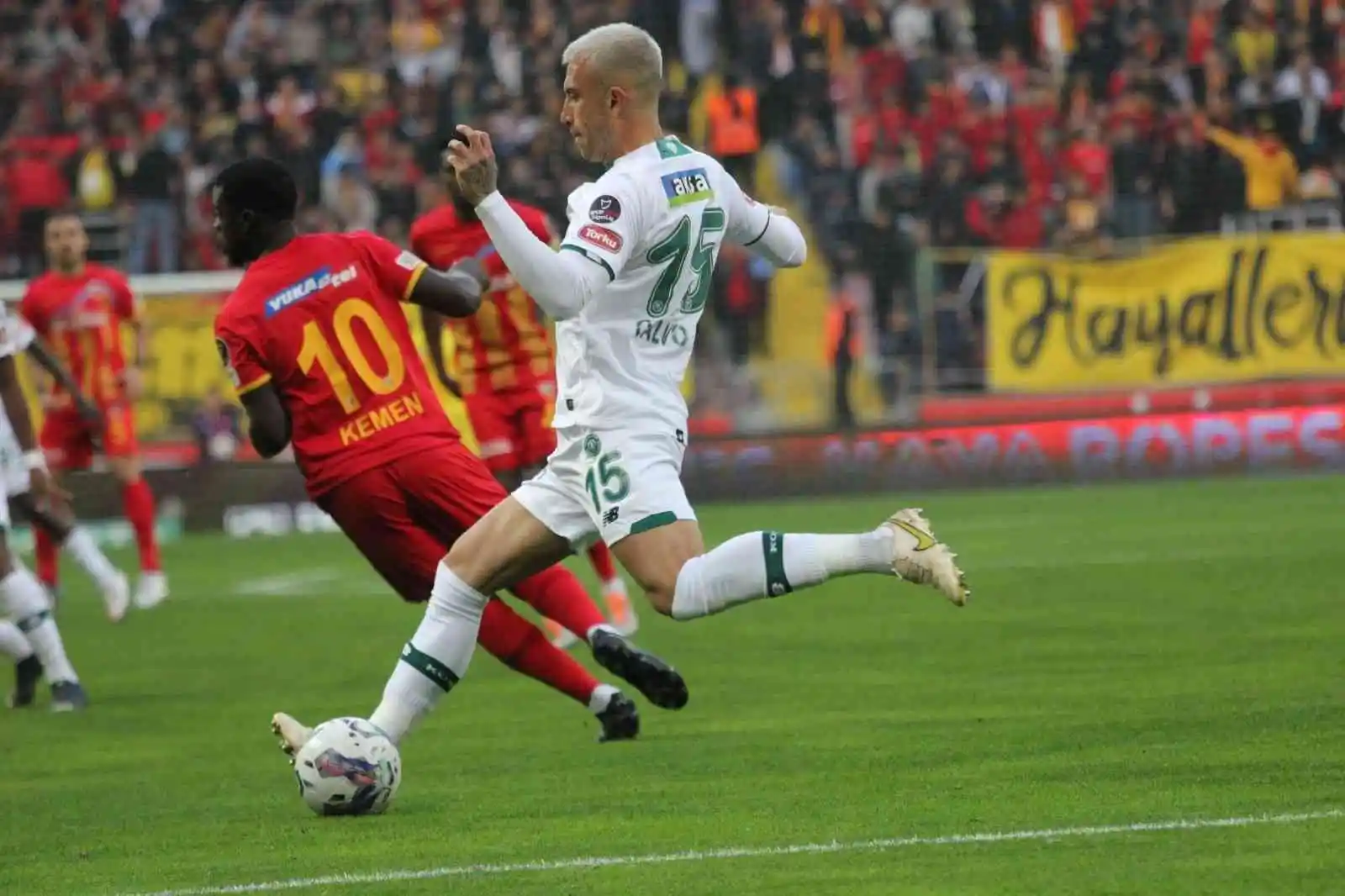Spor Toto Süper Lig: Kayserispor: 1 - Konyaspor: 2 (Maç devam ediyor)