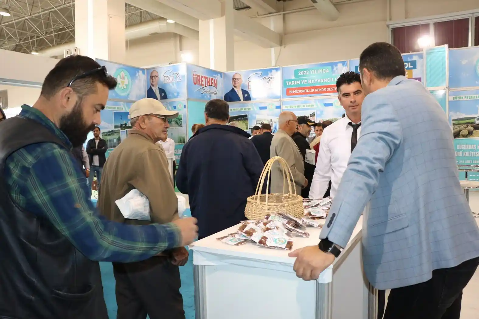 Tarım Fuarında Manisa Büyükşehir Belediyesi standına yoğun ilgi
