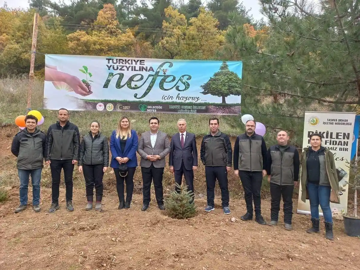 Taşova’da “Türkiye Yüzyılına Nefes” oldular