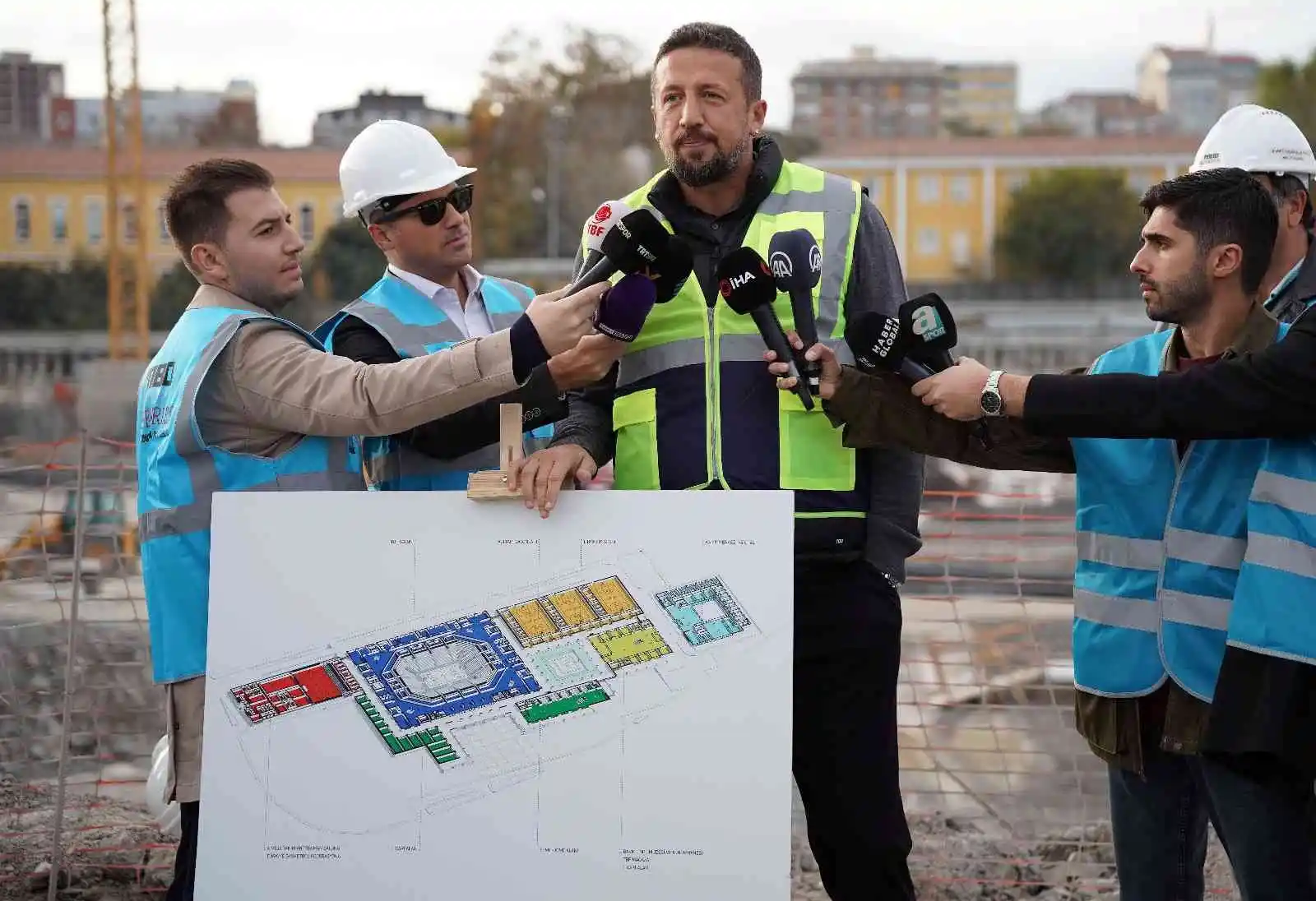 TBF Başkanı Türkoğlu, TBF Basketbol Gelişim Merkezi inşaatında incelemelerde bulundu