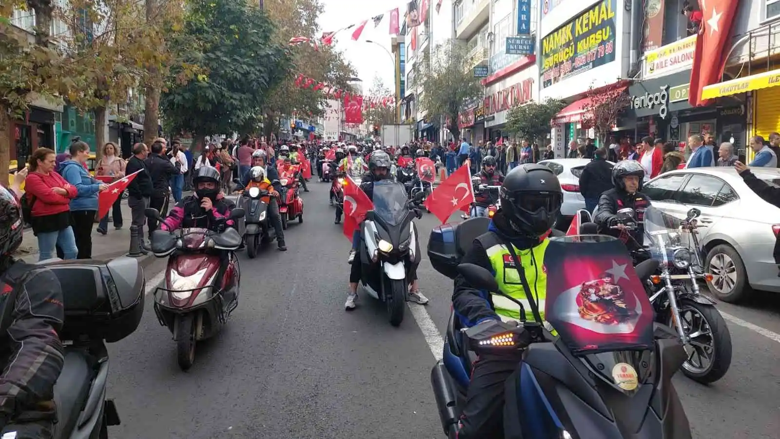 Tekirdağ’ın kurtuluşunun 100. yılında muhteşem gösteri