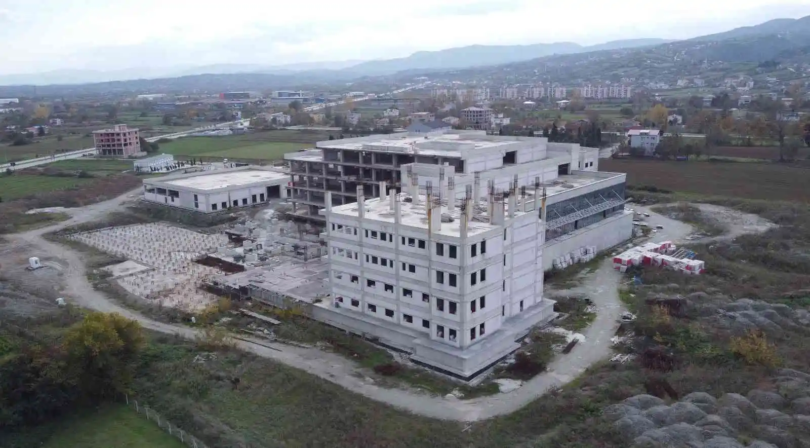 Tekkeköy Devlet Hastanesi 2024'te hasta kabulüne başlıyor
