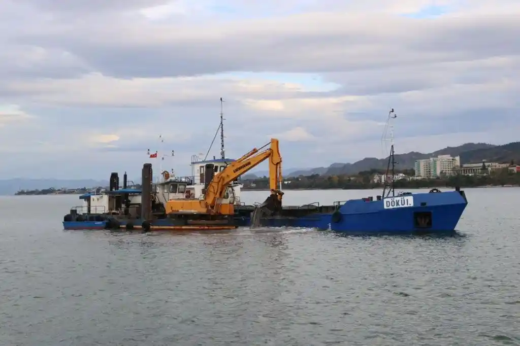 Ünyeport gelişiyor