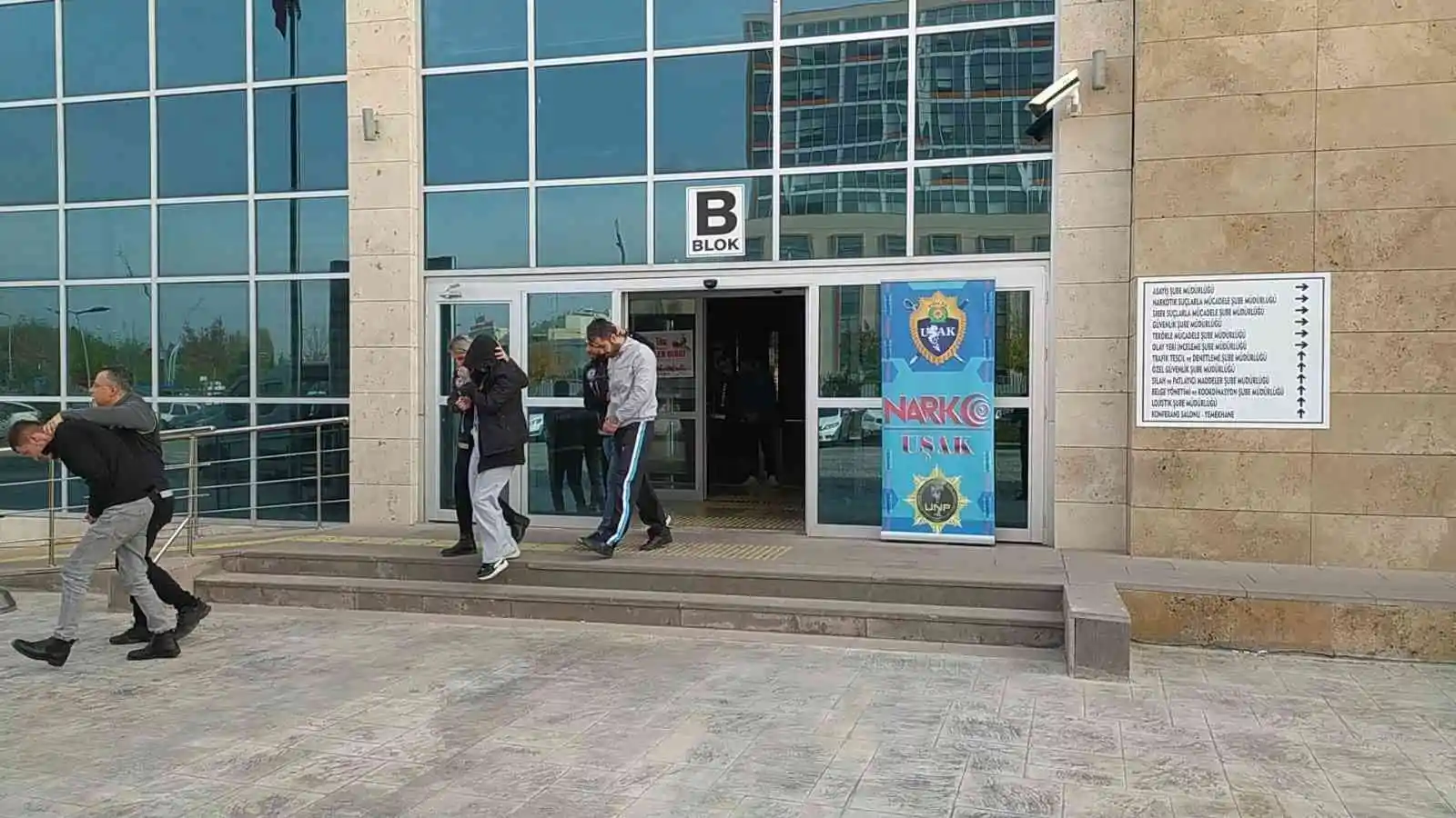 Uşak’ta 4 uyuşturucu taciri tutuklandı
