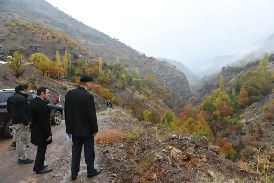 Vali Canalp, Sason’da iki günde 50 köyü dolaştı