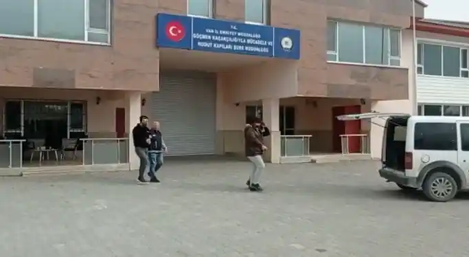 Van'da 9 organizatör tutuklandı