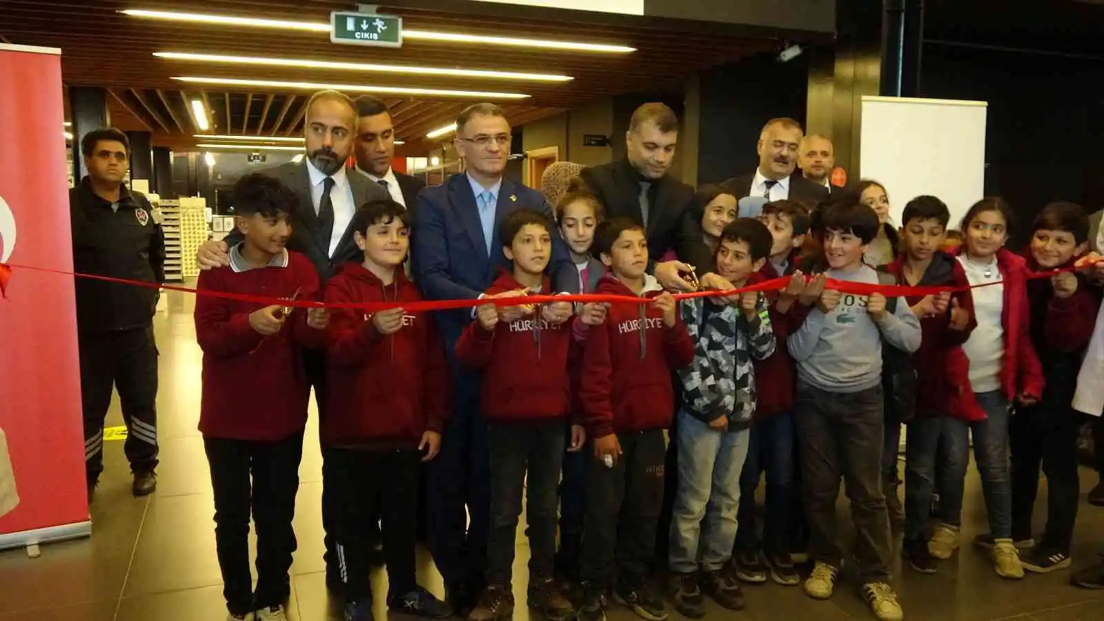Van’daki çocuklar ‘Meraklı Kaşifler’ projesiyle bilimle tanışıyor