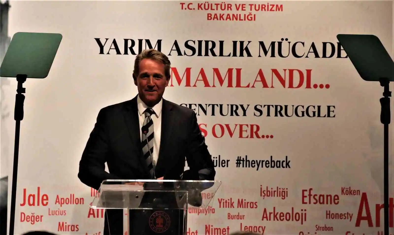 Yıllar önce Türkiye’den yağmalanarak Amerika’ya götürülen 9 parçadan oluşan 6 eser ait oldukları yere kazandırıldı
