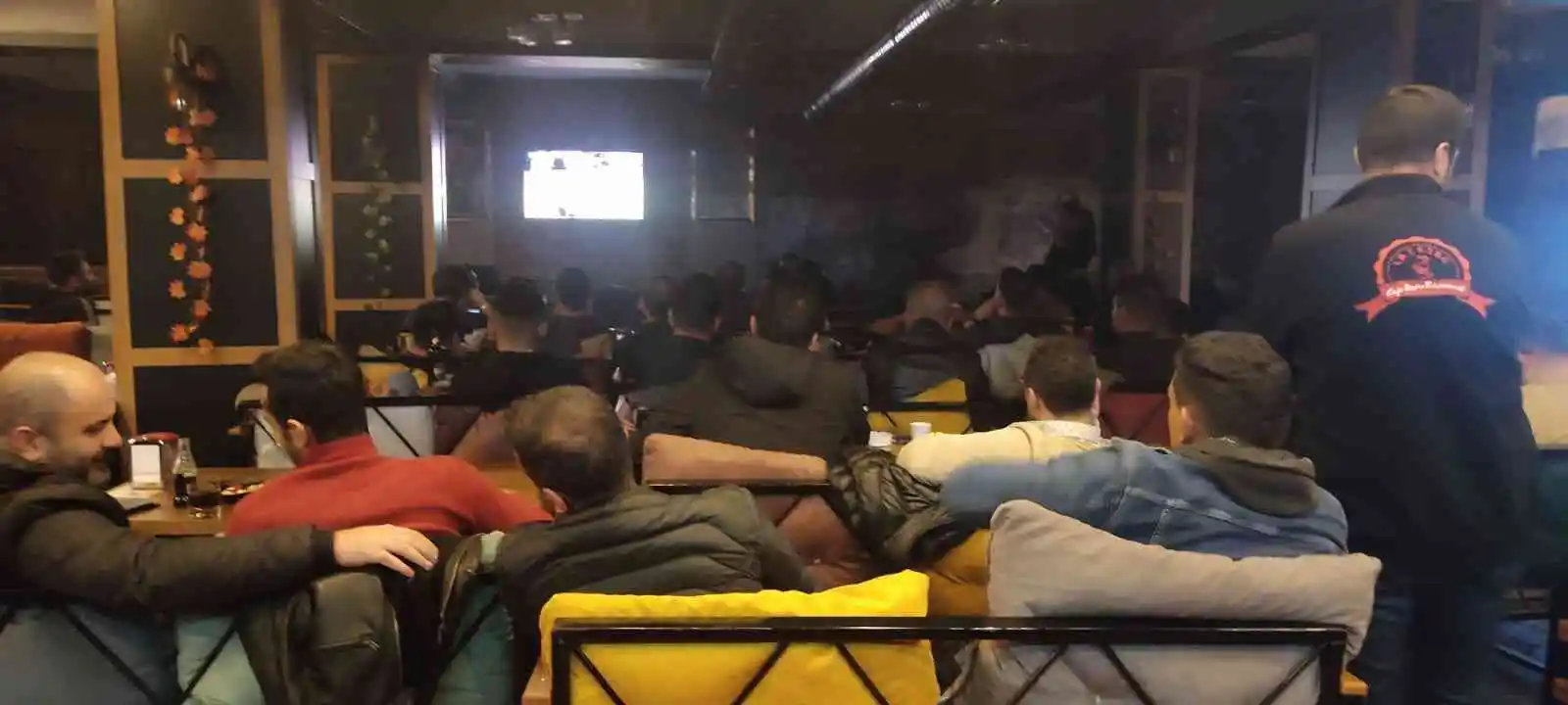 Yüksekovalılar Galatasaray- Beşiktaş maçına kilitlendi