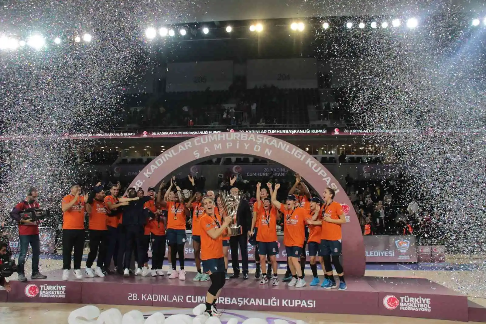 28. Kadınlar Cumhurbaşkanlığı Kupası: Fenerbahçe: 78 - ÇBK Mersin Yenişehir Belediyesi: 84
