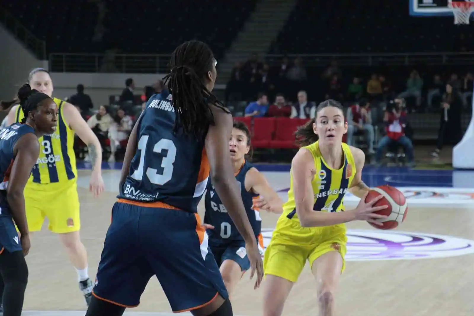 28. Kadınlar Cumhurbaşkanlığı Kupası: Fenerbahçe: 78 - ÇBK Mersin Yenişehir Belediyesi: 84
