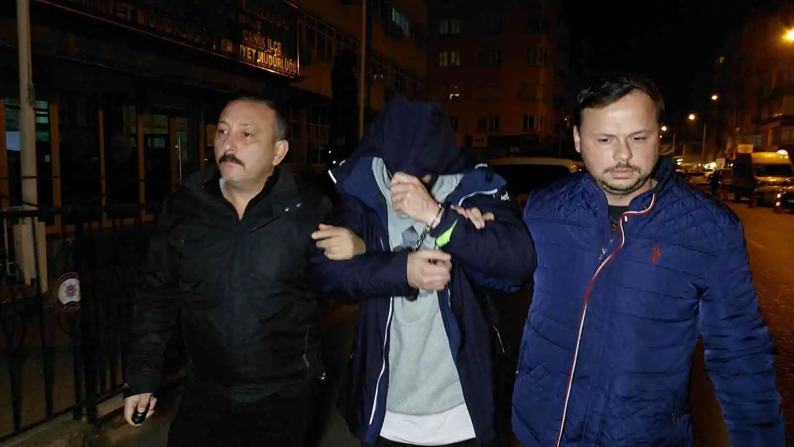 43 yıl hapis cezası bulunan ve 27 suçtan aranan şahıs spor salonundan çıkarken yakalandı
