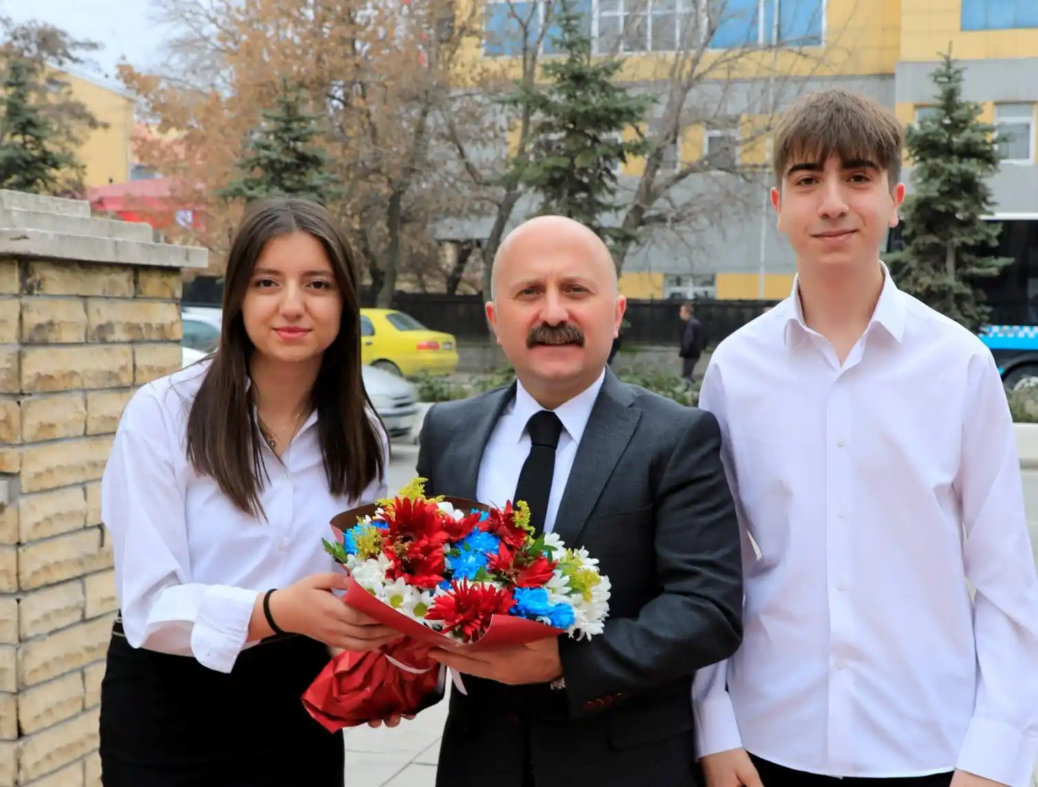Ağrı’da Hayrettin Atmaca Anadolu Lisesi şiir dinletisi