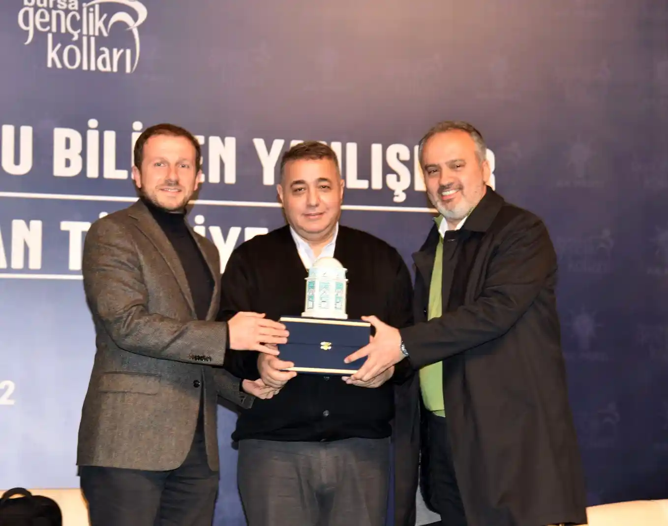 AK gençlerden alanında uzman isimlerle bilgi paylaşımı
