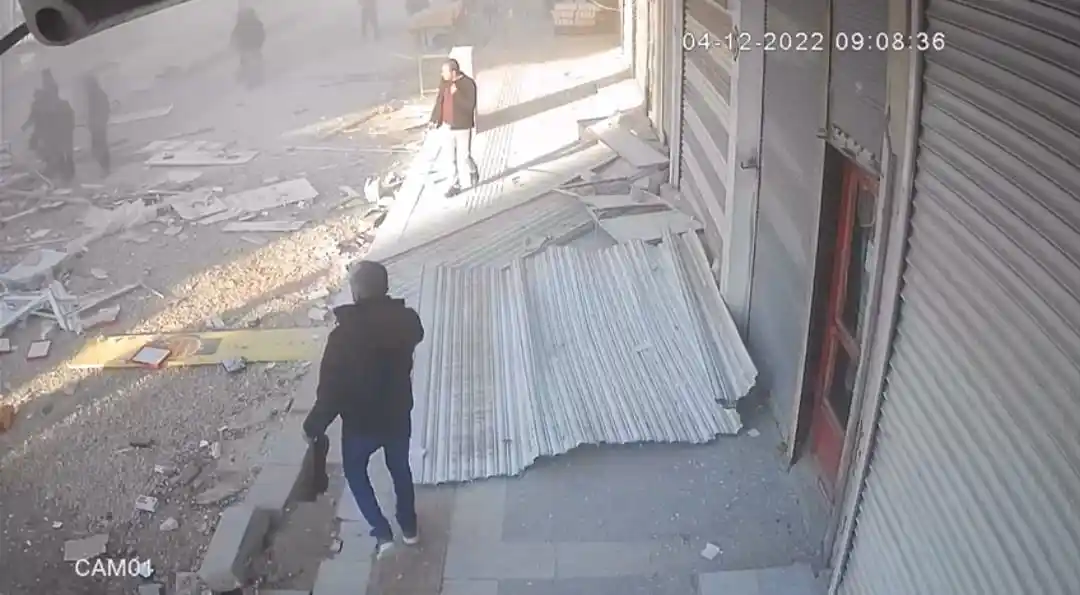 Akçakale'de patlama anı güvenlik kamerasında