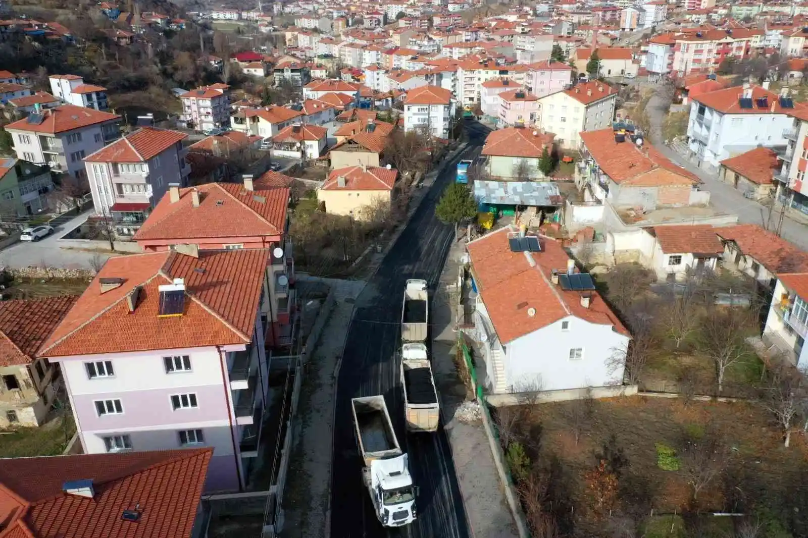 Akdağmadeni'nde bir mahallede daha asfalt çalışması tamamlandı
