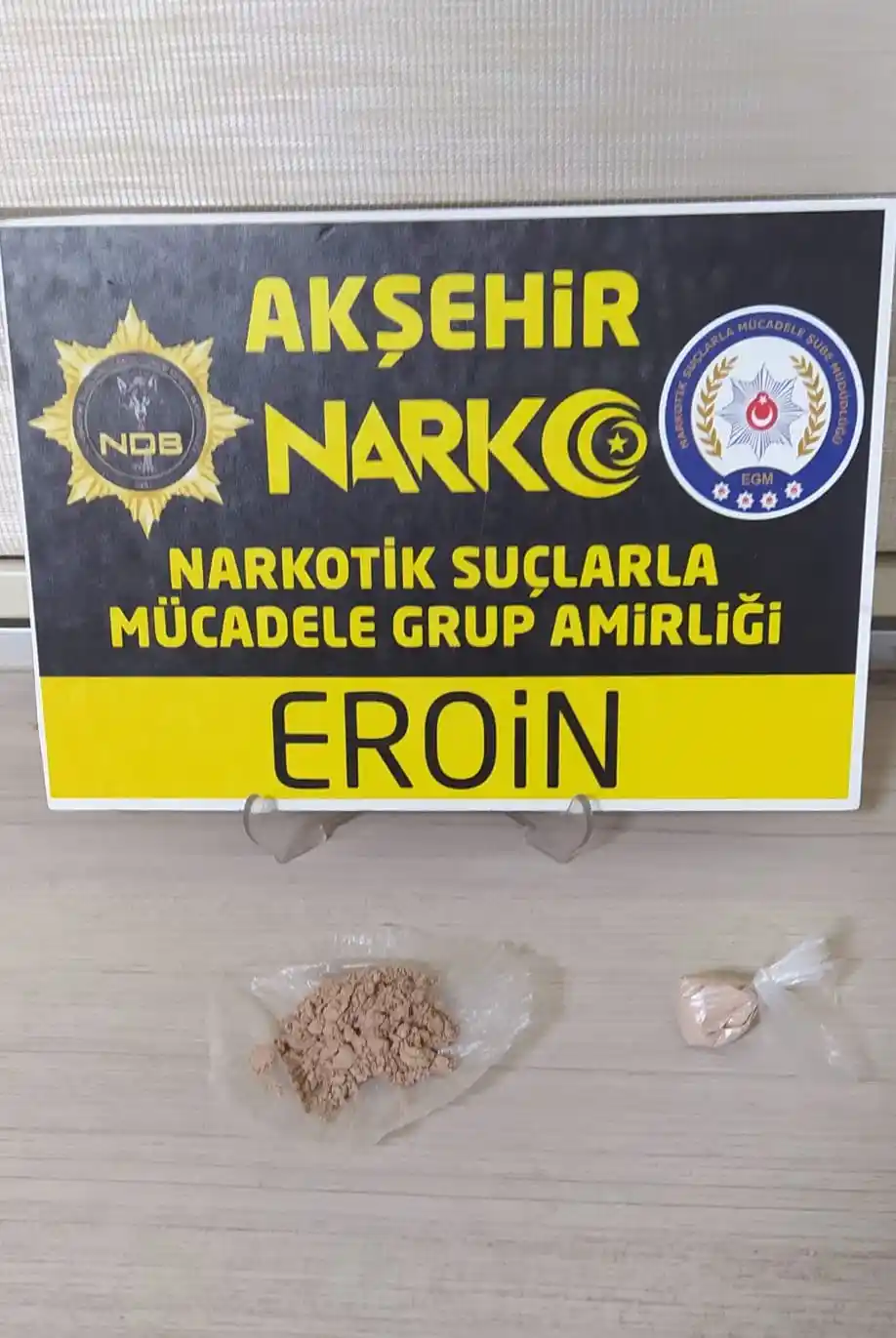 Akşehir'de uyuşturucu operasyonu: 3 gözaltı