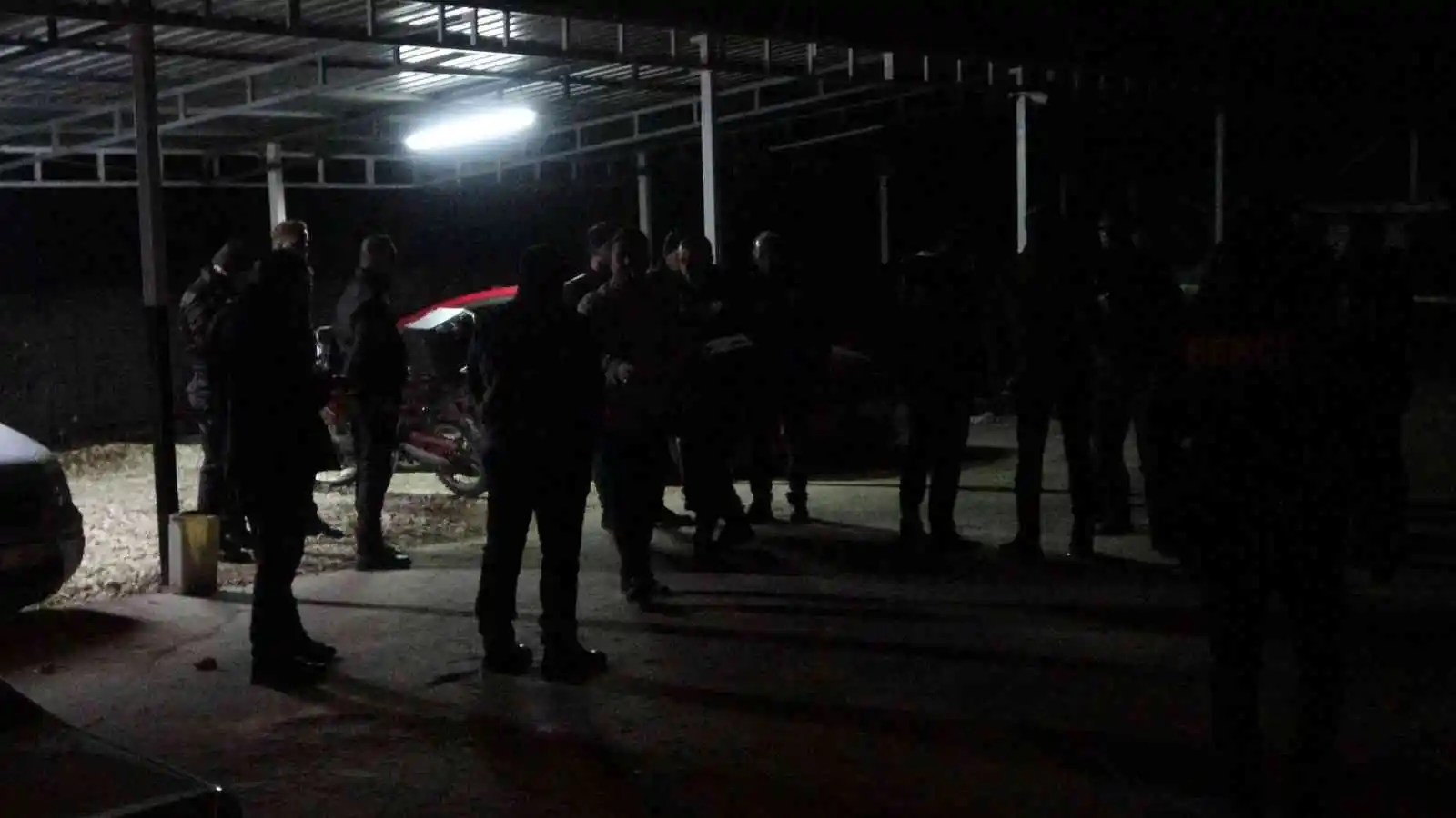 Alacak verecek meselesinde otoparkta kurşunlar havada uçuştu: 1 yaralı
