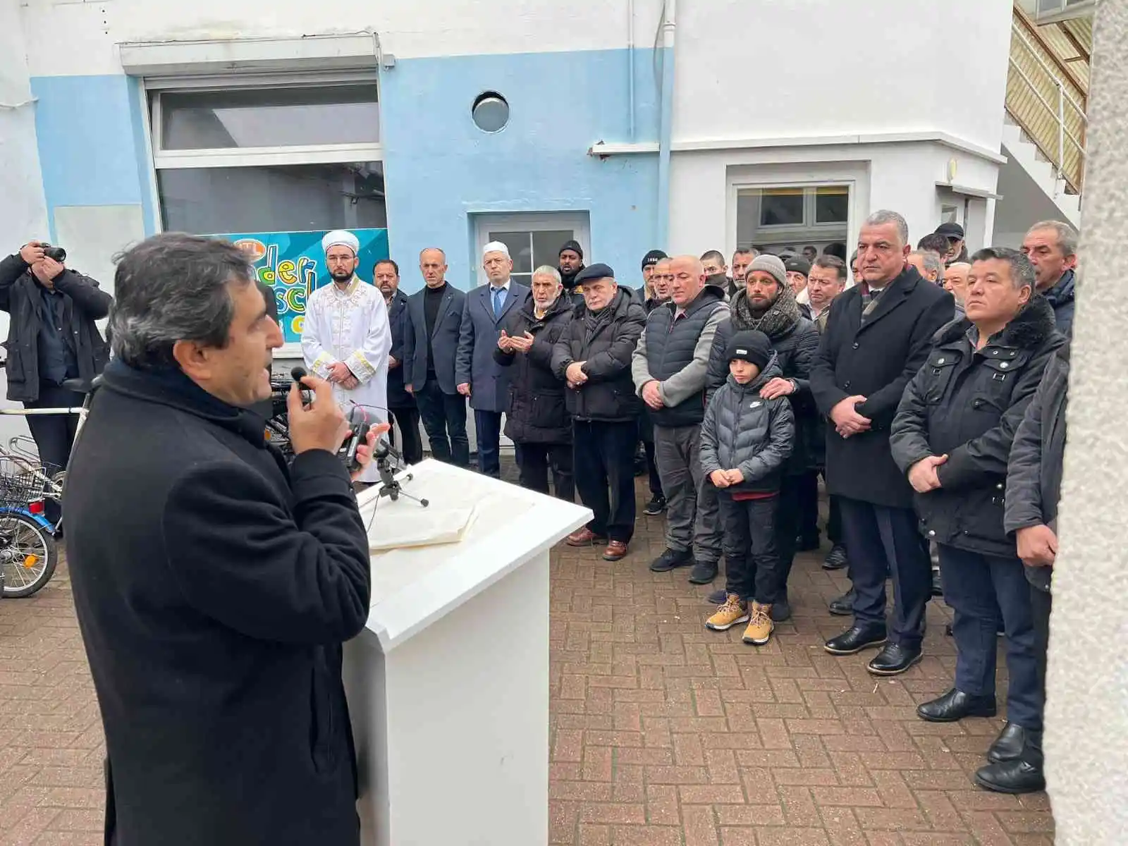 Almanya’da yanlışlıkla cenazesi yakılan Abdulkadir Sargın’ın külleri defnedildi
