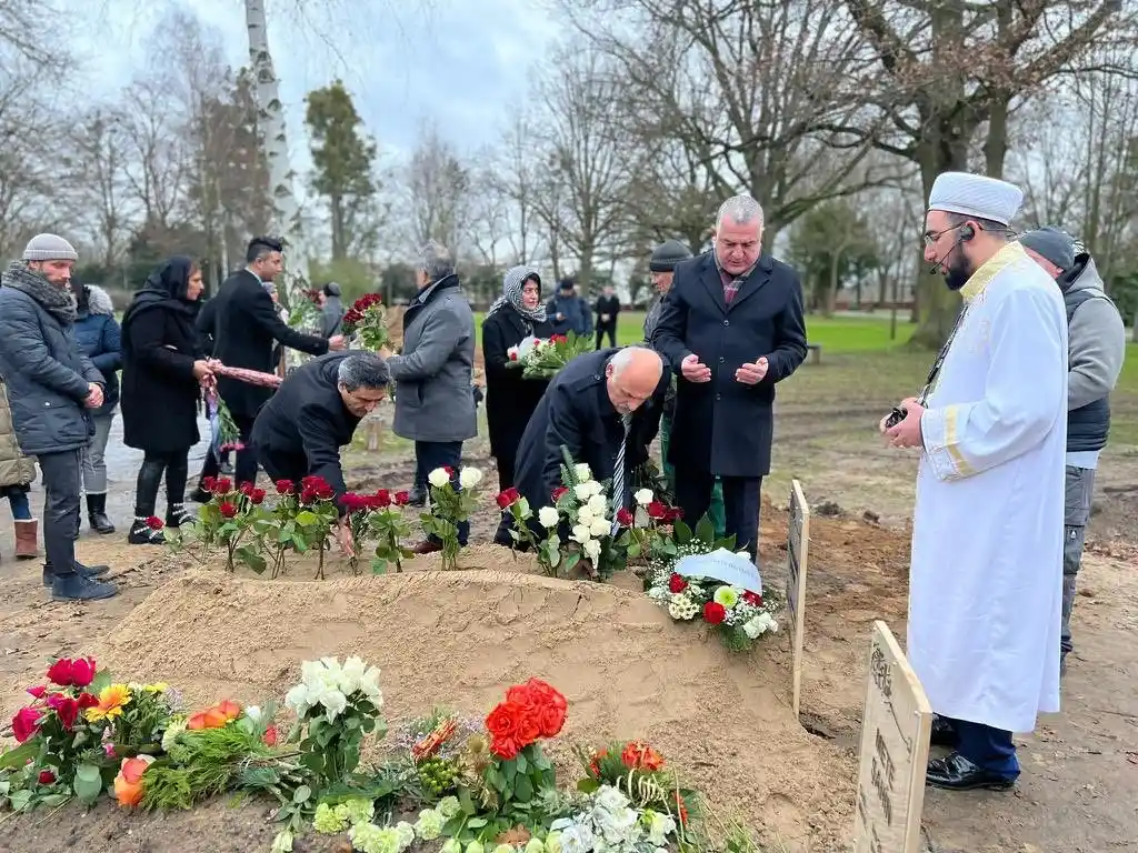 Almanya’da yanlışlıkla cenazesi yakılan Abdulkadir Sargın’ın külleri defnedildi
