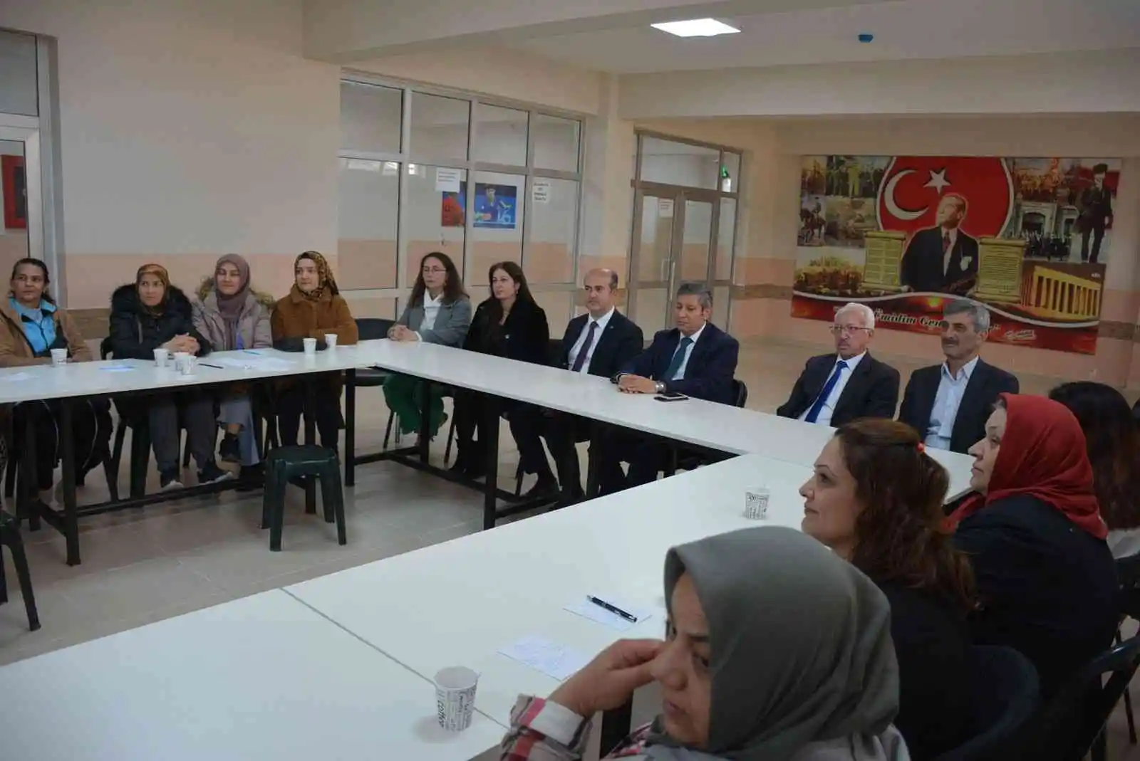 Altıeylül'de 2 bin 250 veli eğitim gördü