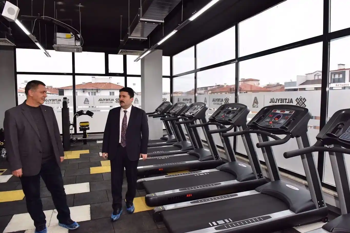 Altıeylül'de dev proje kapılarını açtı