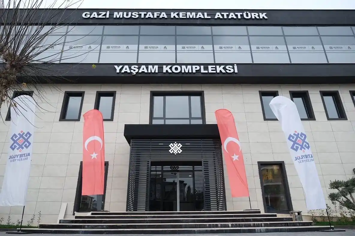 Altıeylül’de dev proje kapılarını açtı