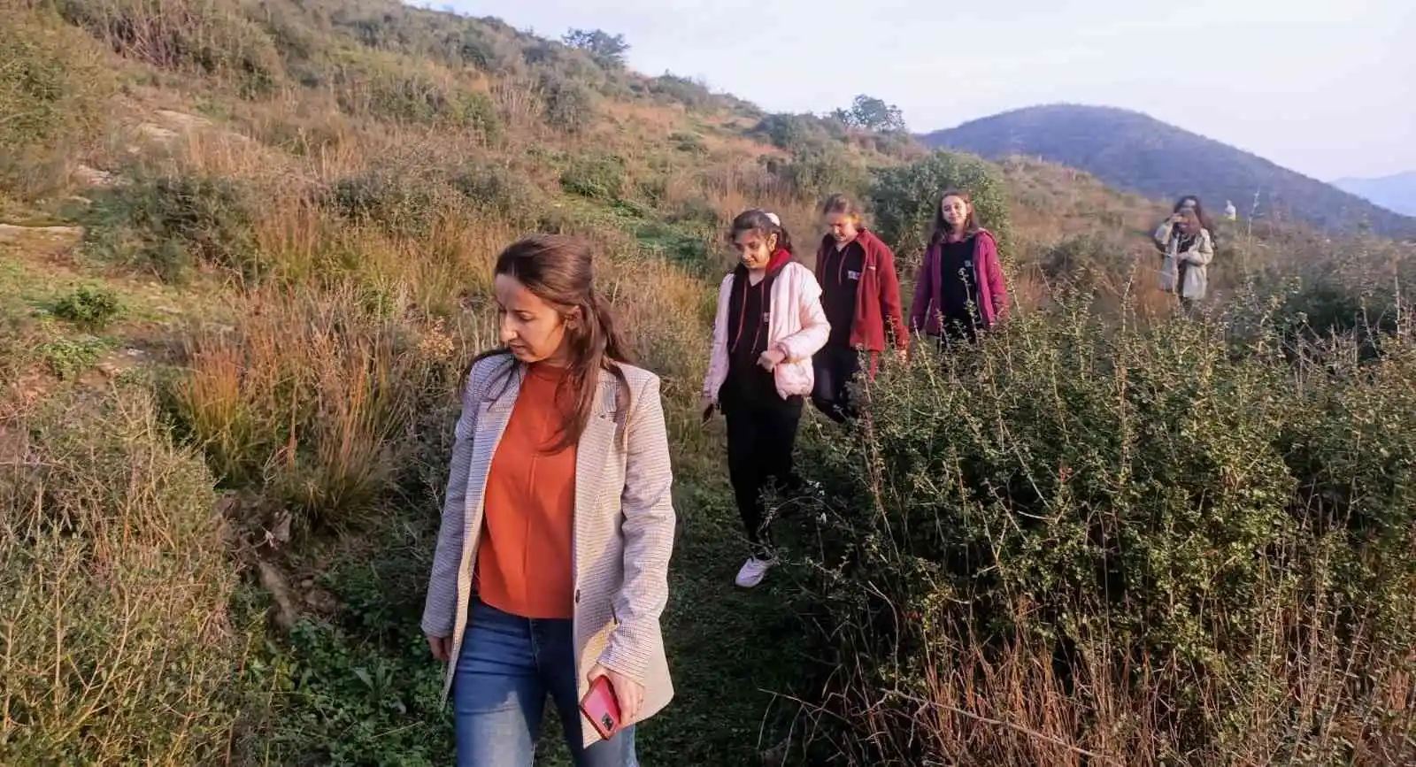 Altınova’da geleceğin arkeologları iş başında