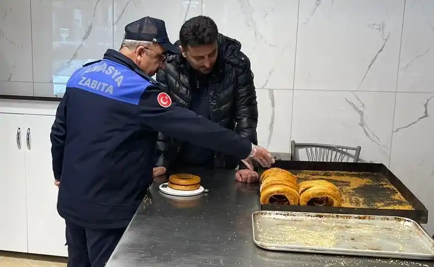 Amasya'da zabıta ekipleri simit fırınlarını denetledi
