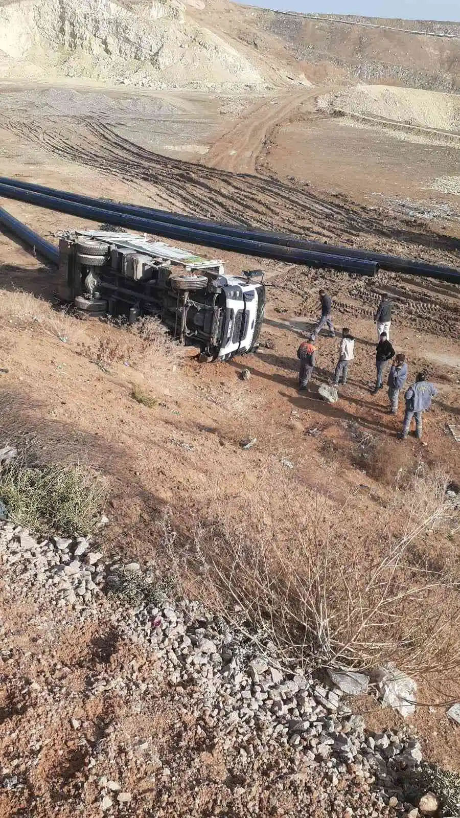 Ankara'da çöp kamyonu devrildi: 1 ölü

