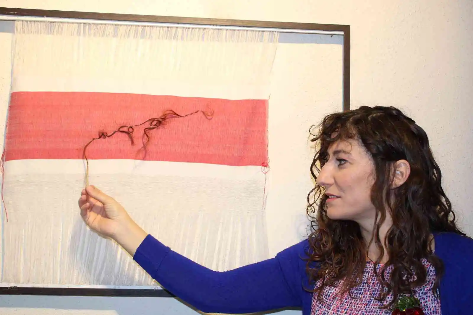 Annesinin erken yaştaki evliliği sanatçıya ilham verdi