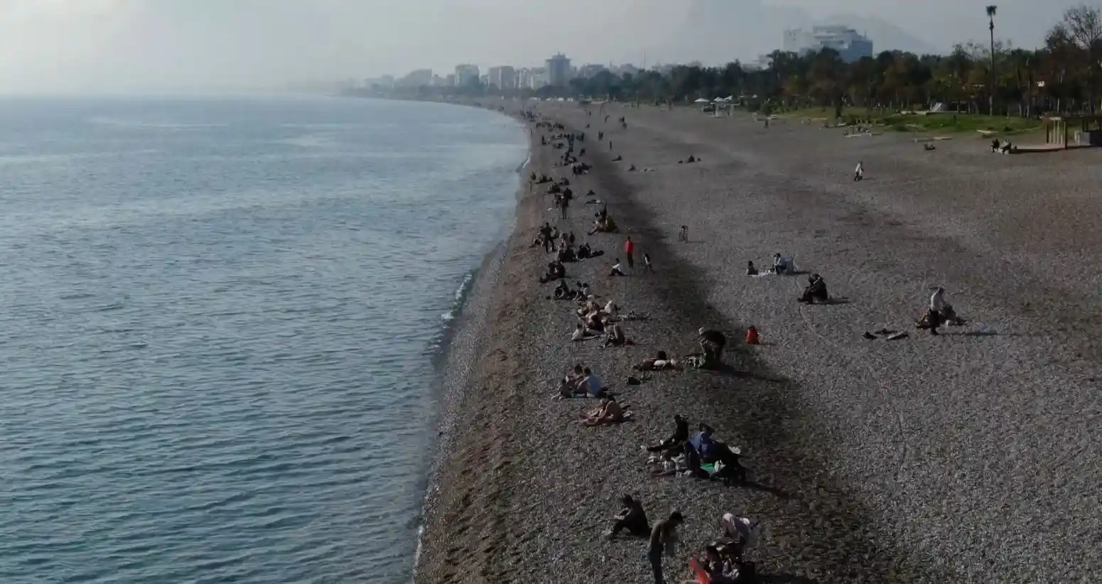 Antalya’da Aralık ayında deniz keyfi
