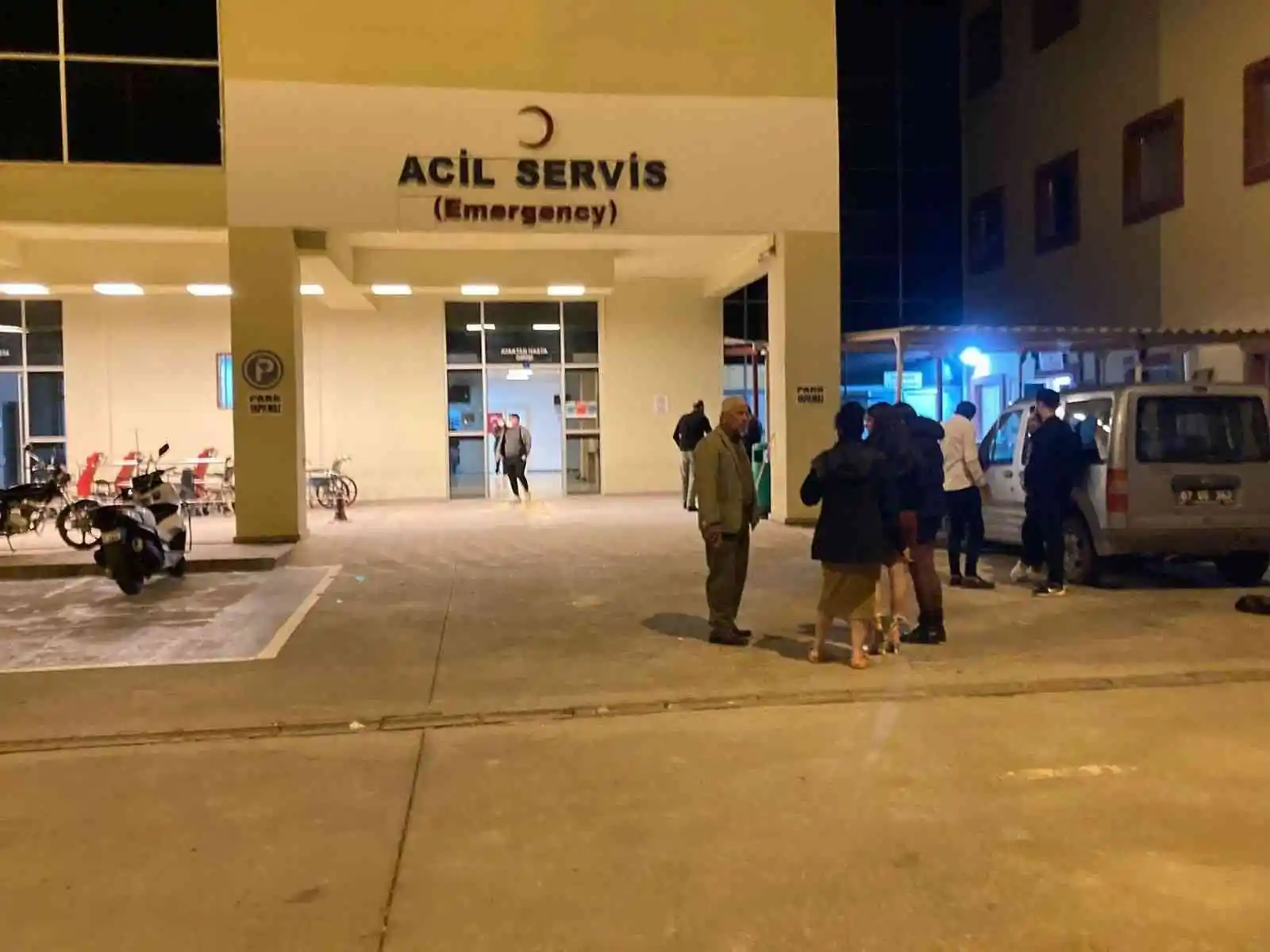 Antalya'da düğün sonrası çıkan bıçaklı kavgada 1 kişiyi yaralayan şahıs tutuklandı
