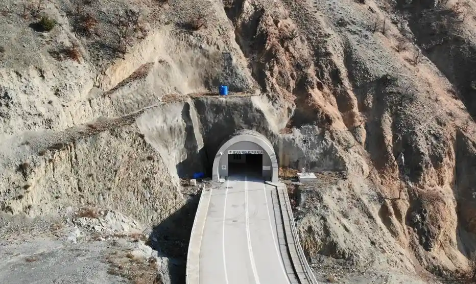 Artvin'de atıl duruma düşen karayolu tüneli mantar üretim tesisi haline geldi