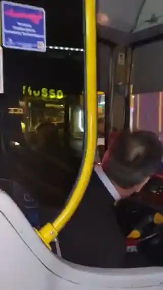 Ataşehir’de İETT aracının önünü kesip şoföre saldırdı
