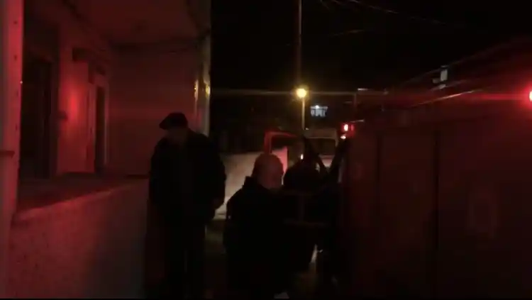Baca yangını evde hasara neden oldu