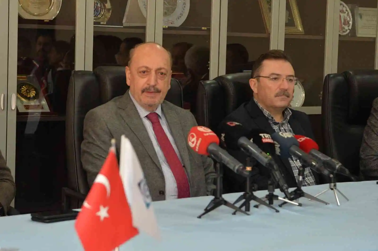 Bakan Bilgin'den 'asgari ücret ve EYT' açıklaması
