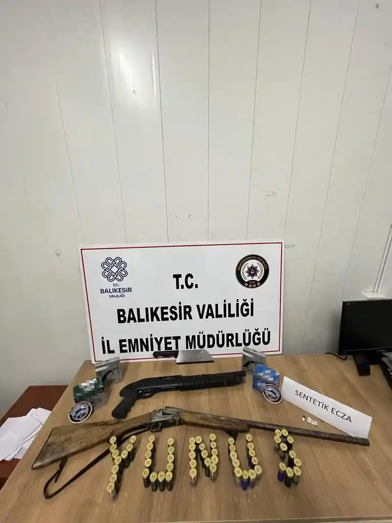 Balıkesir’de 24 aranan şahıstan 13’ü tutuklandı
