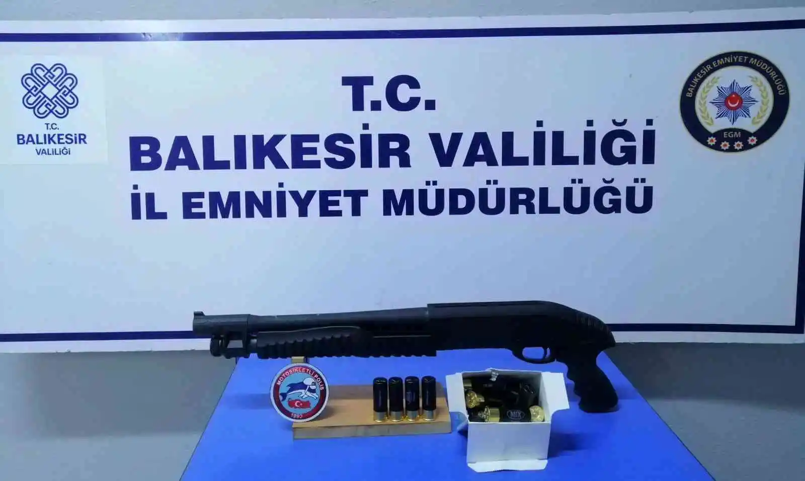 Balıkesir'de aranan 62 şahsa gözaltı