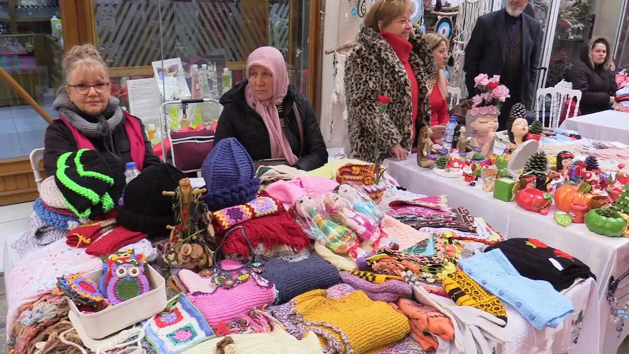 Bandırma’da el emeği yılbaşı alışveriş günleri başladı
