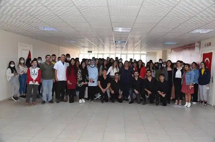 Başkan Erdem: “Eğitimde fırsat eşitliğini sağlayabilmek için kollarımızı sıvadık”