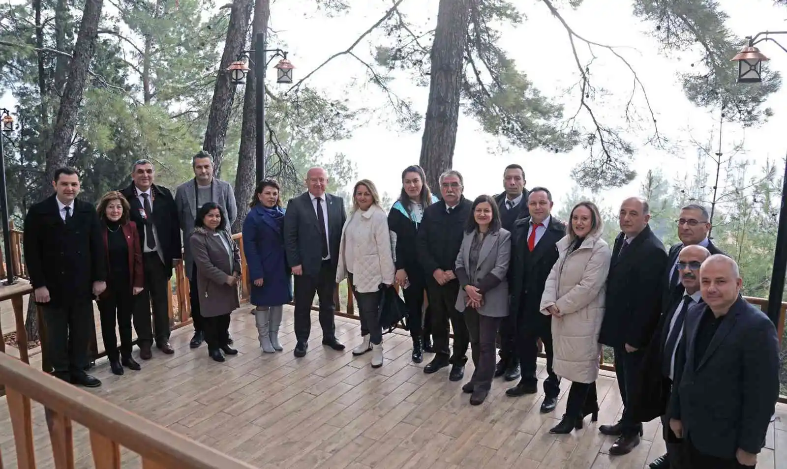 Başkan Gümüş birim müdürlerinin yeni yılını kutladı
